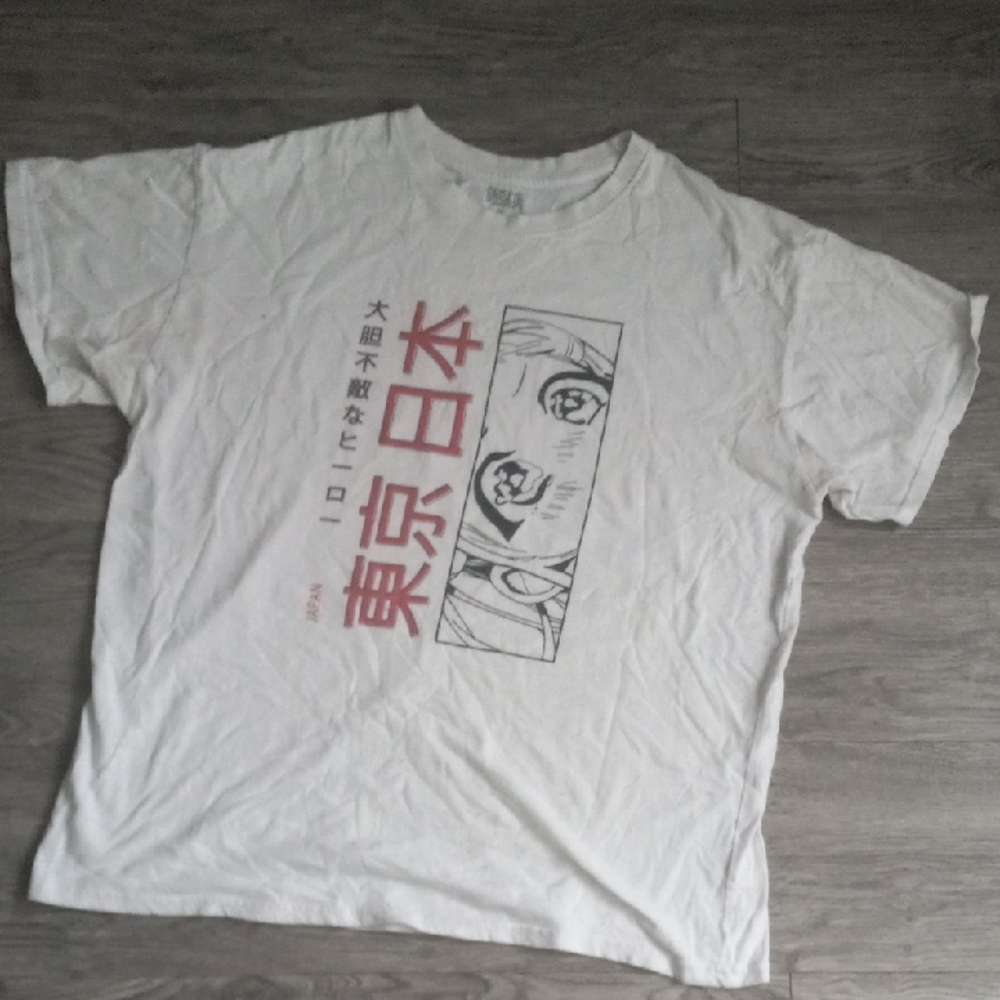 Graphic White T-Shirt